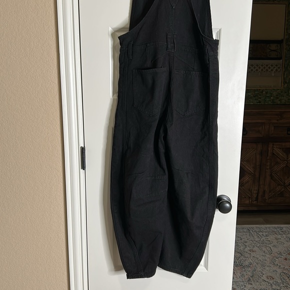 Stylish Black Jumpsuit for Women - Picture 8 of 8